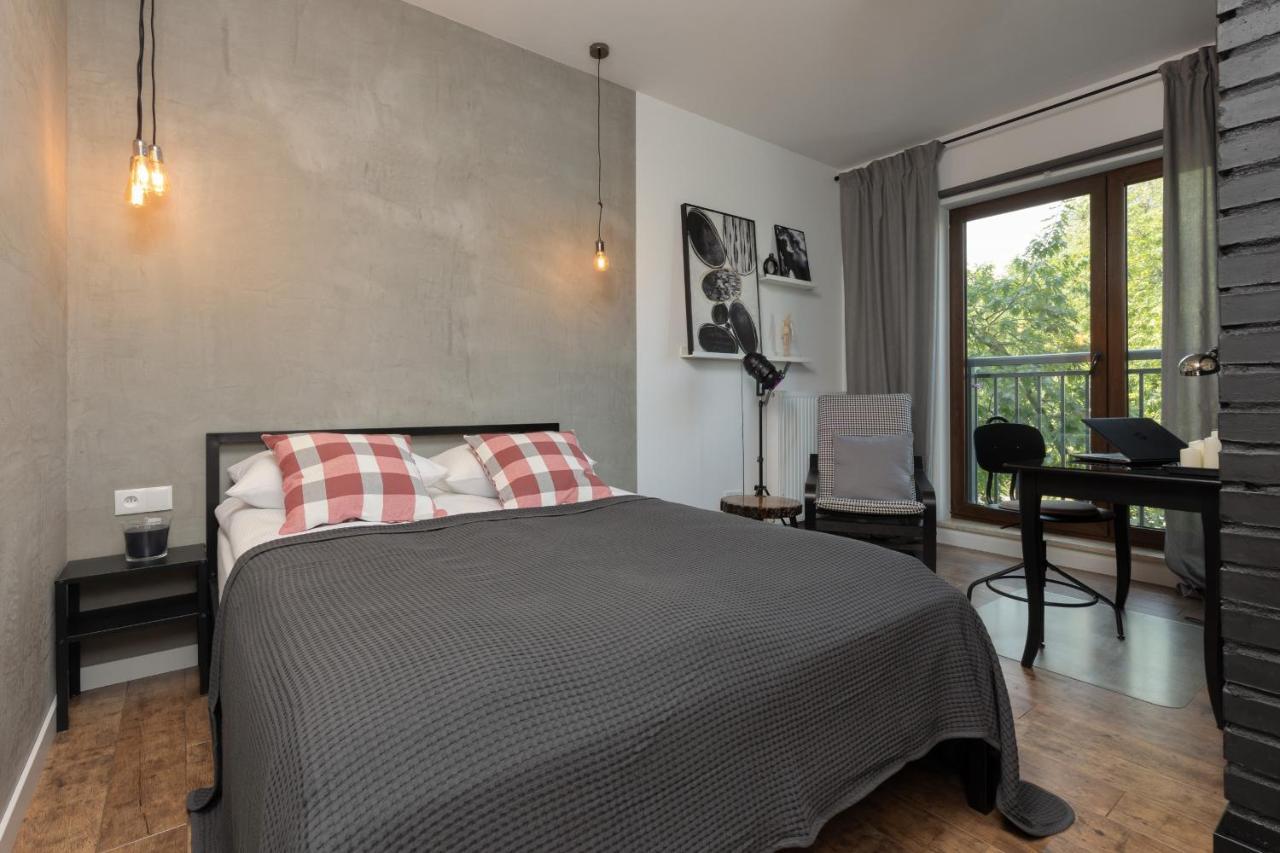 Stylish & Trendy 1 Bedroom Apartment Wola With Parking By Renters Varsovia Exterior foto