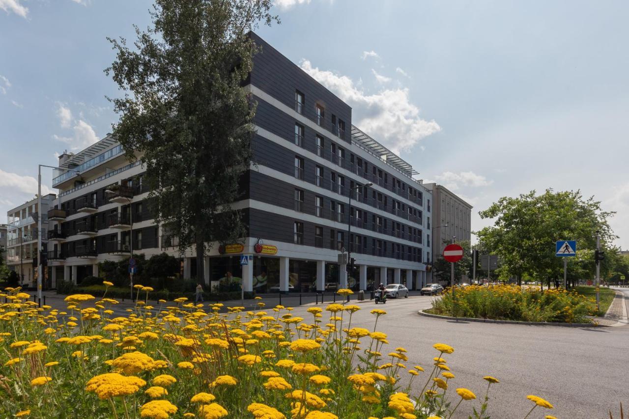 Stylish & Trendy 1 Bedroom Apartment Wola With Parking By Renters Varsovia Exterior foto